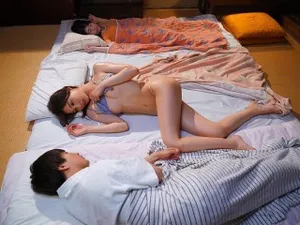 Vợ yêu vào viện chăm sóc ông chồng trở thành con mồi cho đám tội phạm hấp diêm