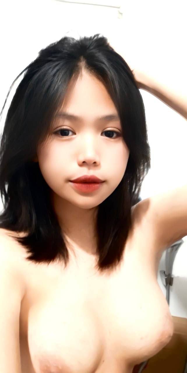 Phim sex loạn luân gia đình